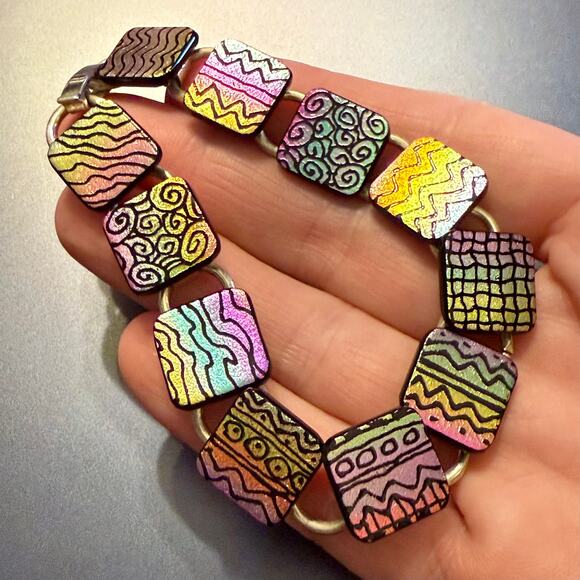 Rainbow Metallic Colorful Artisan Glass Link Bracelet - Picture 5 of 8